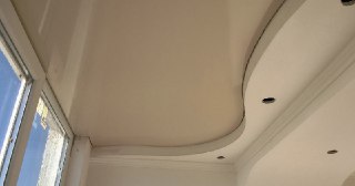 Натяжной потолок на балкон Уссурийск, цена 6220 руб.
